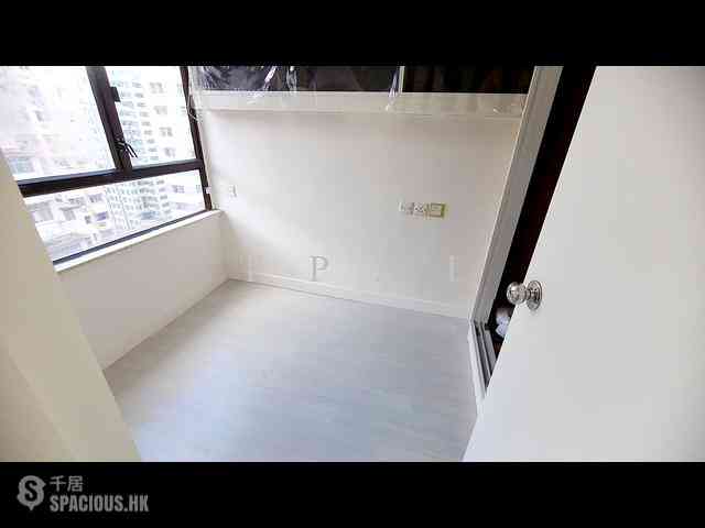 North Point - Bo Shing Court 05