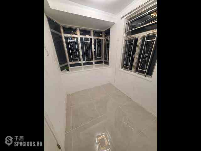 North Point - Ming Yuet Building 02