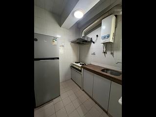 Kennedy Town - Luen Wai Apartment 04