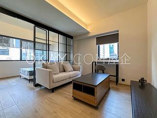 Central - 108-110, Wellington Street 02