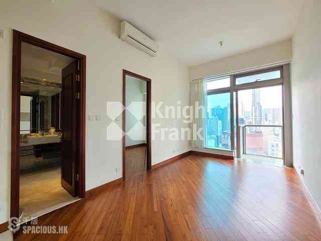 Wan Chai - The Avenue 01