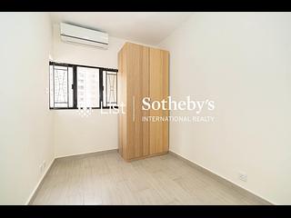 Mid Levels Central - Elegant Terrace 07