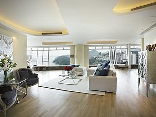 Repulse Bay - The Lily 02