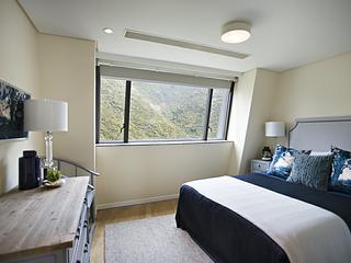 Repulse Bay - The Lily 11
