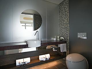 Repulse Bay - The Lily 13