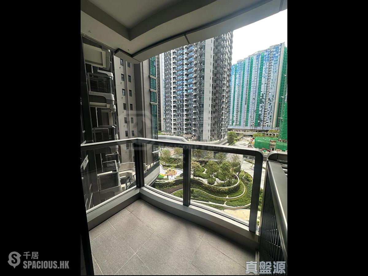 Wong Chuk Hang - The Southside Phase 4A La Montagne I Tower 2B 01
