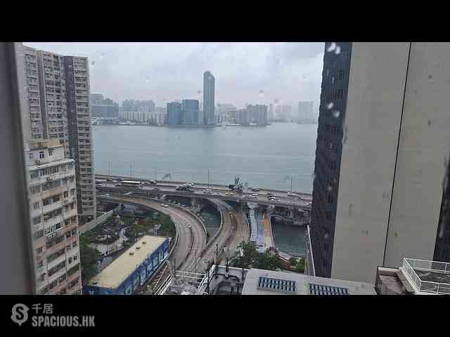North Point - Yik Hon Building 01