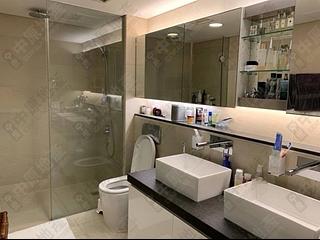 Pok Fu Lam - Aqua 33 05
