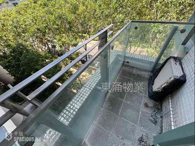 Tung Chung - Seaview Crescent Block 1 03
