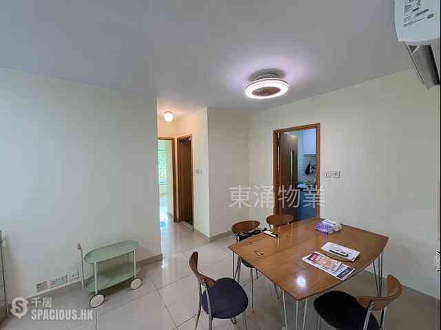 Tung Chung - Seaview Crescent Block 1 04