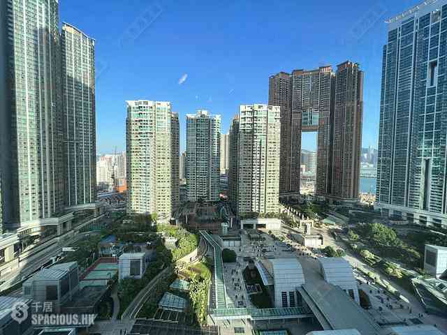 West Kowloon - The Cullinan (Tower 21 Zone 6 Aster Sky) 04