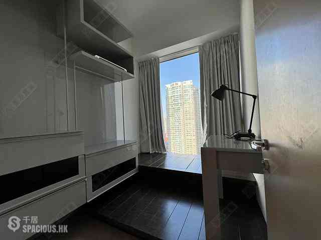 West Kowloon - The Cullinan (Tower 21 Zone 6 Aster Sky) 05