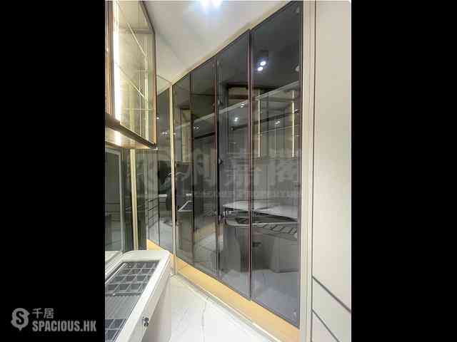 West Kowloon - Sorrento Phase 2 Block 2 10