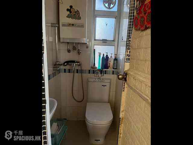 Kennedy Town - Cheong Kat Mansion 04