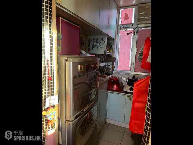 Kennedy Town - Cheong Kat Mansion 05