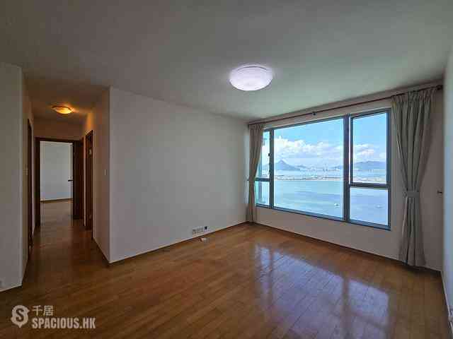 Tung Chung - Seaview Crescent 02