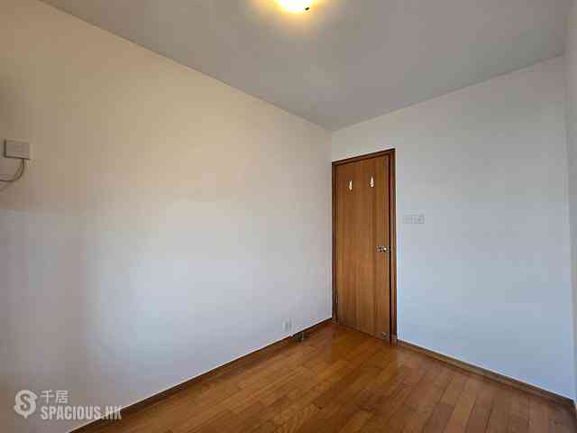 Tung Chung - Seaview Crescent 10