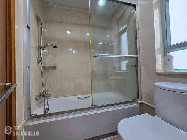 Tung Chung - Seaview Crescent 15