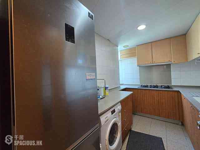 Tung Chung - Seaview Crescent 17