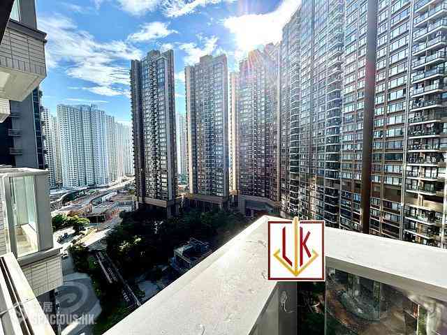 Tung Chung - Century Link 01
