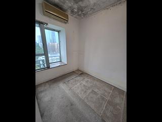 Tsim Sha Tsui - The Victoria Towers Tower 3 07