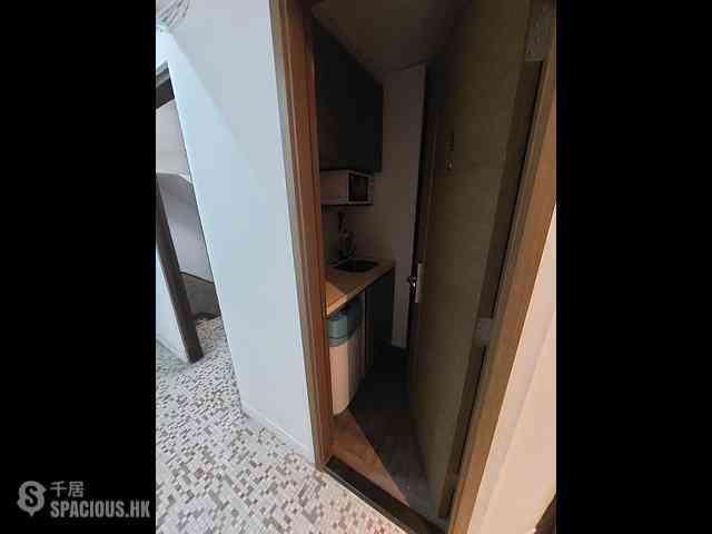 Causeway Bay - 500, Lockhart Road 04