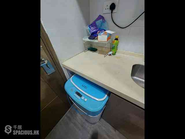 Causeway Bay - 500, Lockhart Road 05