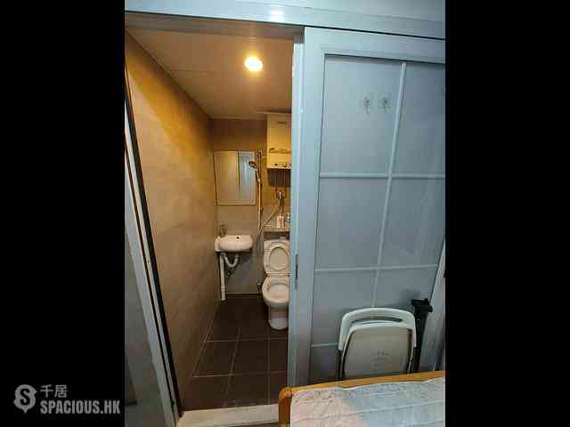 Causeway Bay - 500, Lockhart Road 14