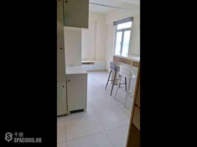 North Point - Yik Hon Building 03