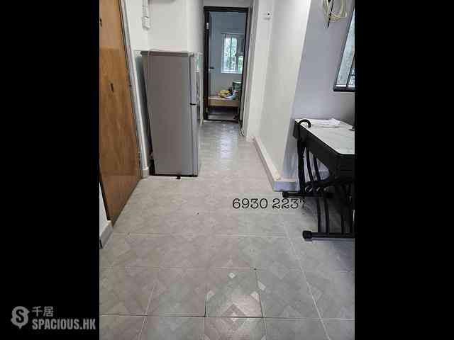 Sai Ying Pun - 52, Second Street 02