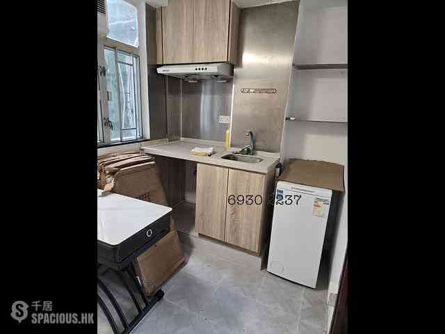Sai Ying Pun - 52, Second Street 03