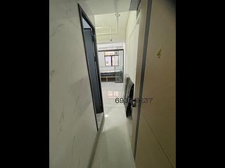 Sheung Wan - 70, Des Voeux Road West 06