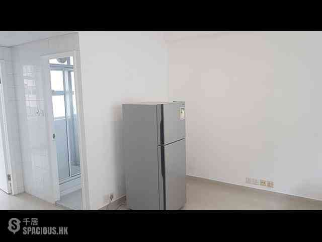 Poho - 41-43, Sai Street 01