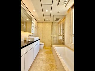 Mid Levels Central - The Morgan 08