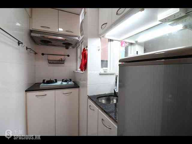 Wan Chai - Mountain View Mansion 02