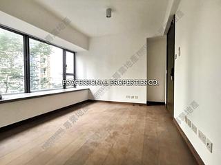 Soho - Centrepoint 03