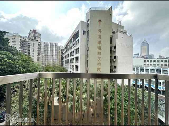 Stubbs Road - Beverly Court 01