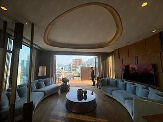 Mid Levels Central - Gramercy 06