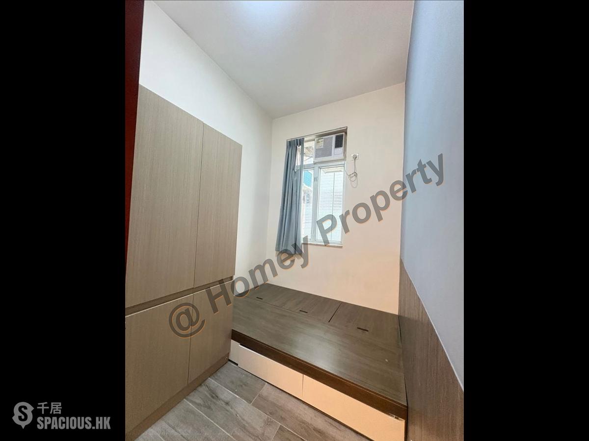 Tsim Sha Tsui - 11A, Ashley Road 01