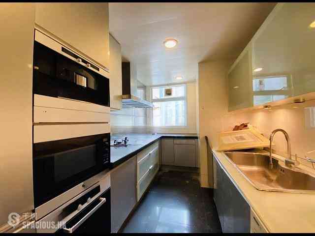 Tai Hang - The Legend Block 3 08