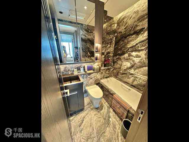 Kai Tak - The Knightsbridge Harbour Mansion 17