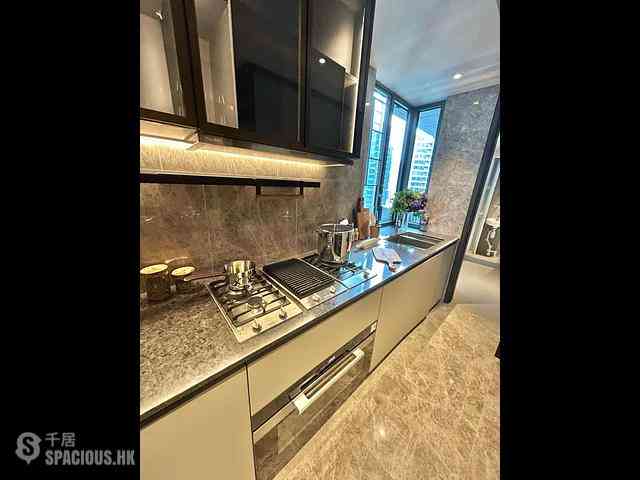 Kai Tak - The Knightsbridge Harbour Mansion 13