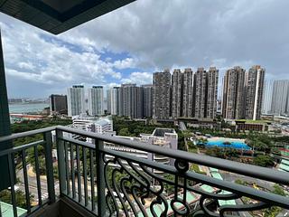 Tung Chung - Caribbean Coast Phase 2 Albany Cove Tower 6 03