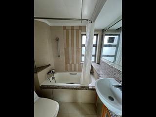 Tung Chung - Caribbean Coast Phase 2 Albany Cove Tower 6 07
