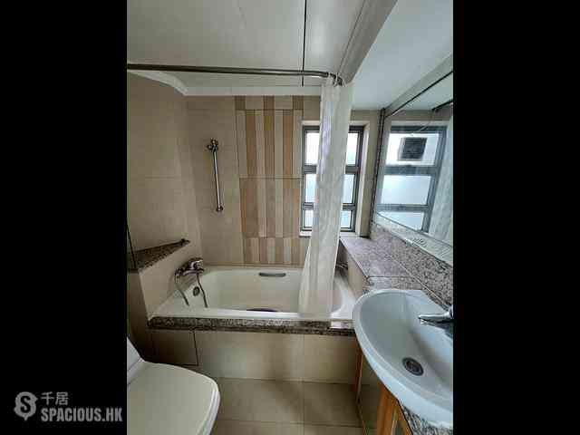 Tung Chung - Caribbean Coast Phase 2 Albany Cove Tower 6 07