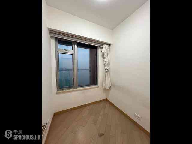 Tung Chung - Century Link Phase 2 Tower 1B 07