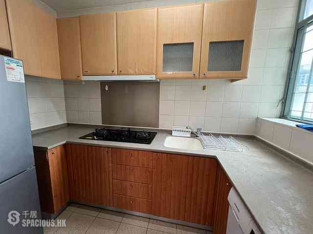 Tung Chung - Seaview Crescent Block 3 03