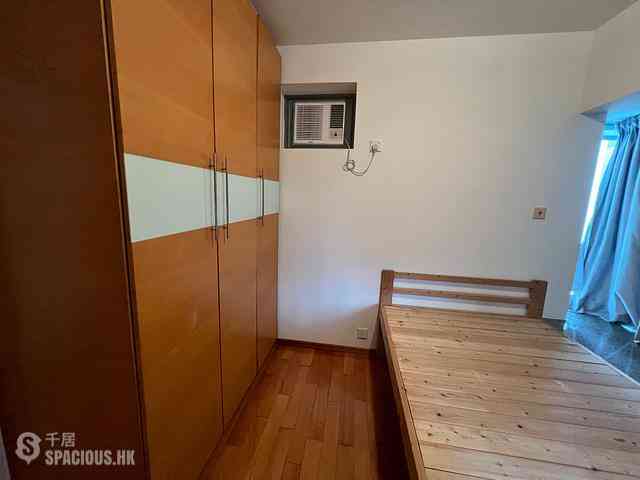 Tung Chung - Seaview Crescent Block 3 04