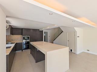 Sai Kung - Venice Villa 06