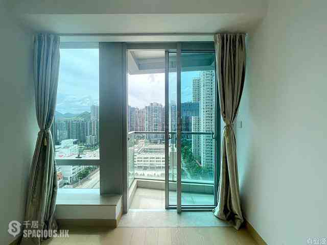 Tseung Kwan O - Savannah Block 3B 04